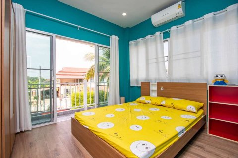 Casa de 5 dormitorios en Chiang Mai, Tailandia № 126299 - foto 12