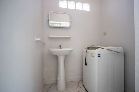 Casa de 5 dormitorios en Chiang Mai, Tailandia № 126299 - foto 27