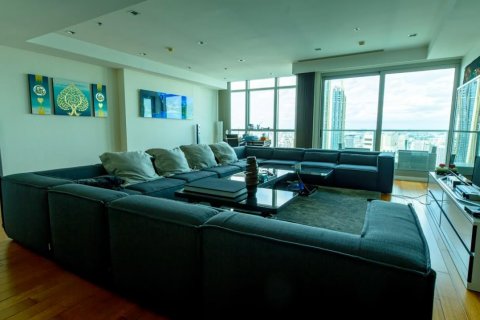 Condominio de 3 dormitorios en Khlong San, Bangkok, Tailandia № 123732 - foto 2