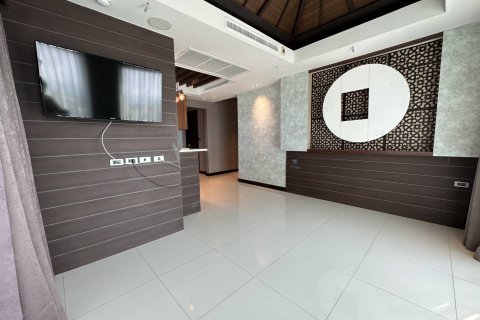 Condominio de 3 dormitorios en Pattaya, Tailandia № 82988 - foto 11