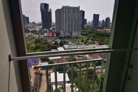 Condominio de 2 dormitorios en Suan Luang, Bangkok, Tailandia № 76167 - foto 6