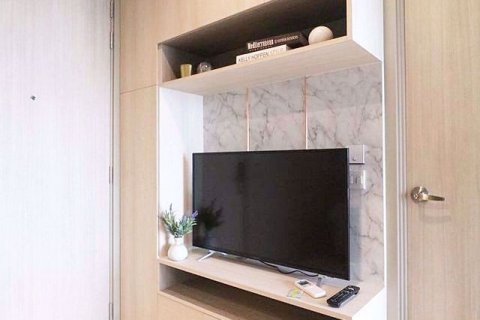 Condo in Phra Khanong, Bangkok, Thailand, 1 bedroom № 76163 - photo 2