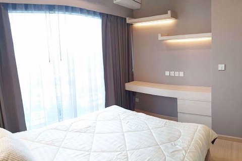 Condo in Phra Khanong, Bangkok, Thailand, 1 bedroom № 76163 - photo 5