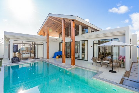 Villa on Layan Beach, Thailand 3 bedrooms № 75771