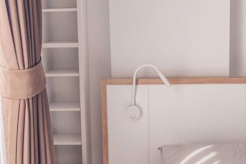 Condo in Khlong Toei, Bangkok, Thailand, 2 bedrooms № 105121 - photo 14