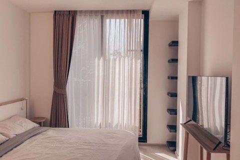 Condo in Khlong Toei, Bangkok, Thailand, 2 bedrooms № 105121 - photo 2