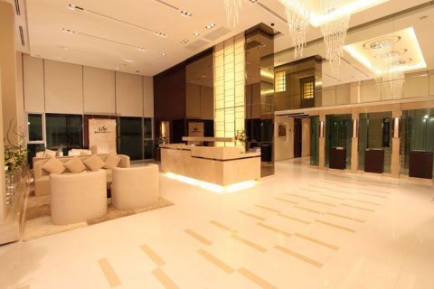 Condominio de 2 dormitorios en Watthana, Bangkok, Tailandia № 105124 - foto 10