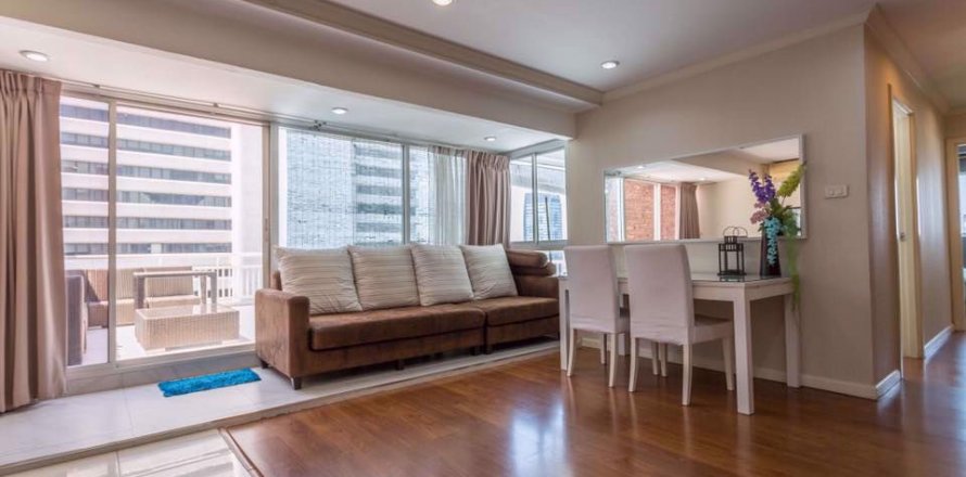 Condominio de 2 dormitorios en Watthana, Bangkok, Tailandia № 105125