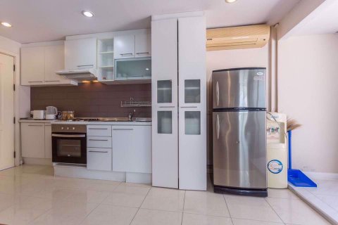 Condominio de 2 dormitorios en Watthana, Bangkok, Tailandia № 105125 - foto 4