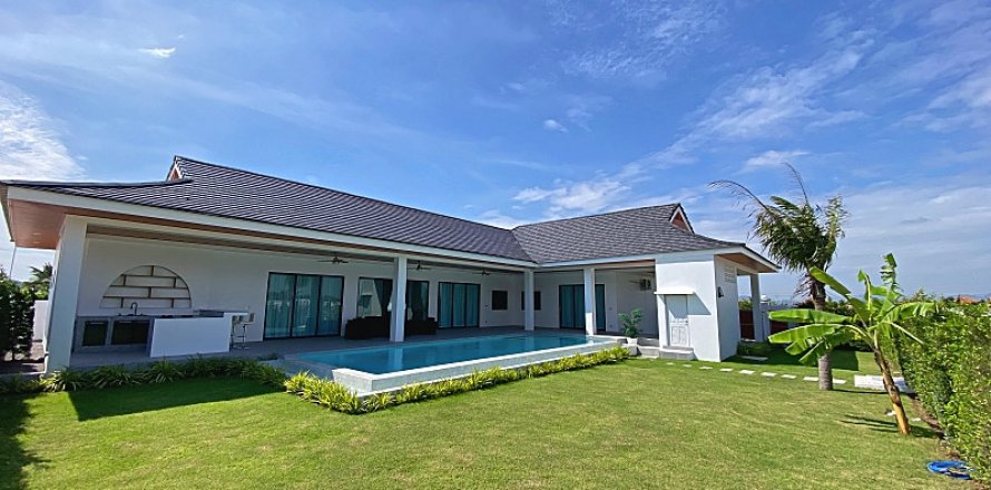 Casa de 4 dormitorios en Hua Hin, Tailandia № 125096