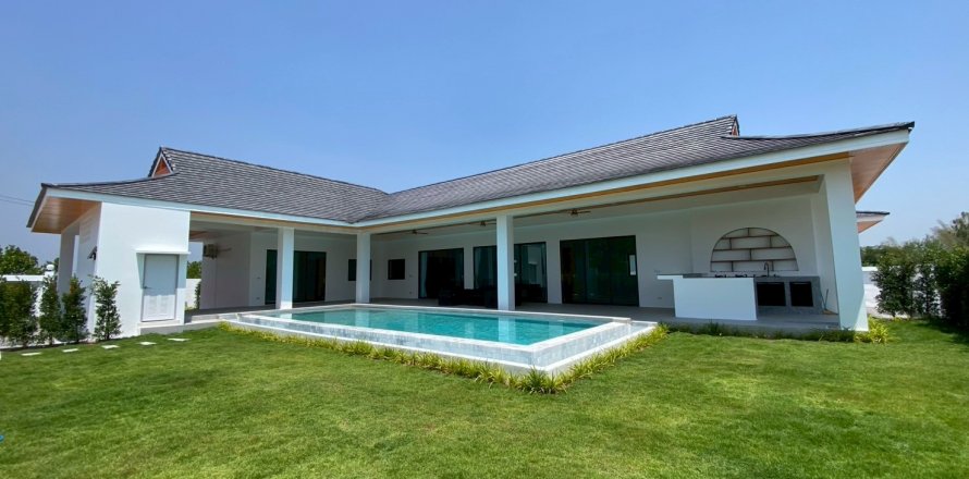 Casa de 4 dormitorios en Hua Hin, Tailandia № 125097
