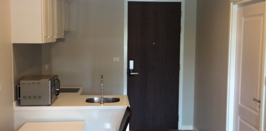 Condominio de 1 dormitorio en Bangkok, Tailandia en Condolette Dwell Sukhumvit 26  № 78374