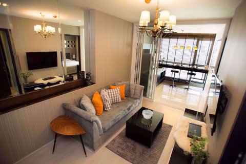 Кондоминиум с 1 спальней в Бангкоке, Таиланд в Rhythm Sukhumvit 44/1 № 78376
