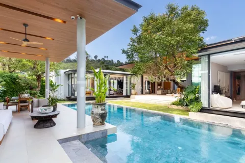 Casa de 4 dormitorios en Phuket, Tailandia № 130844 - foto 2