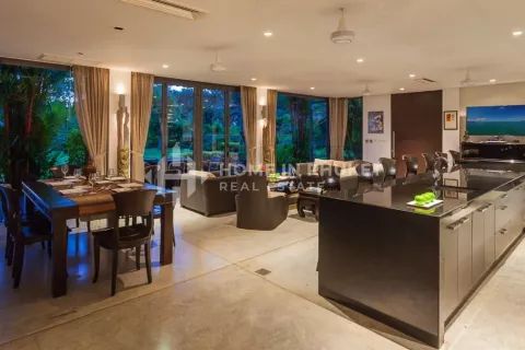 Casa de 5 dormitorios en Bang Tao, Tailandia № 130846 - foto 5