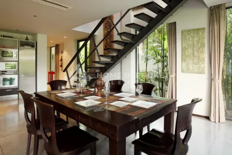 Casa de 5 dormitorios en Bang Tao, Tailandia № 130846 - foto 7