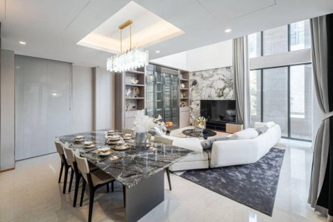 Chalet de 4 dormitorios en Bangkok, Tailandia № 132622 - foto 8