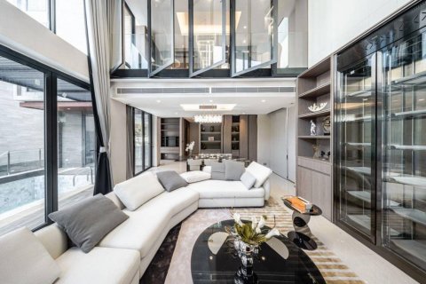 Chalet de 4 dormitorios en Bangkok, Tailandia № 132622 - foto 7