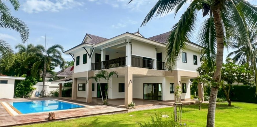 Chalet de 4 dormitorios en Hua Hin, Tailandia № 132621