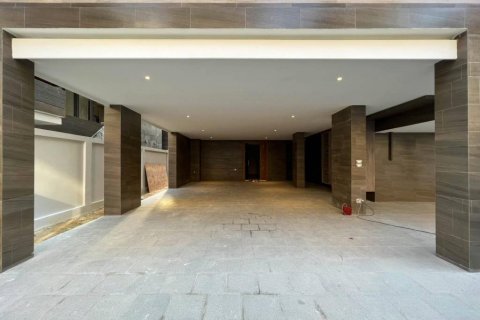 Chalet de 4 dormitorios en Bangkok, Tailandia № 132620 - foto 6