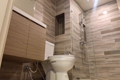 Condominio de 2 dormitorios en Din Daeng, Bangkok, Tailandia № 83897 - foto 9