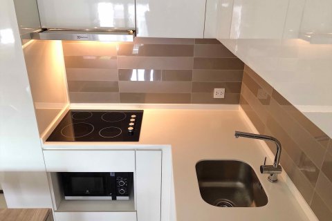 Condominio de 2 dormitorios en Din Daeng, Bangkok, Tailandia № 83897 - foto 5