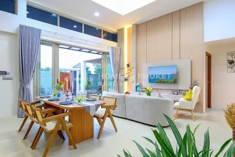 Casa de 3 dormitorios en Chalong, Tailandia № 131947 - foto 4
