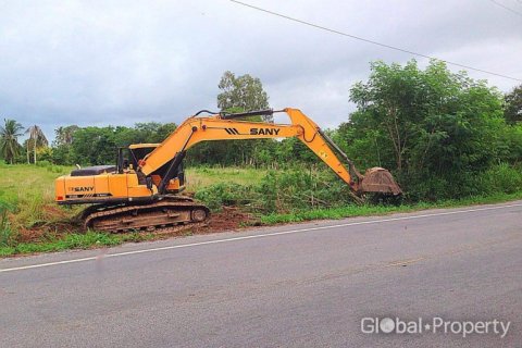 Terreno en Pattaya, Tailandia № 100839 - foto 3