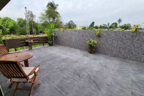 Casa de 3 dormitorios en Pattaya, Tailandia № 116054 - foto 9