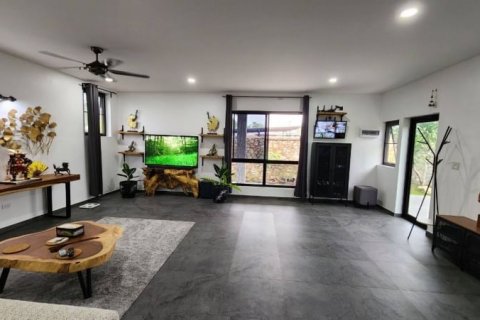Casa de 3 dormitorios en Pattaya, Tailandia № 116054 - foto 12
