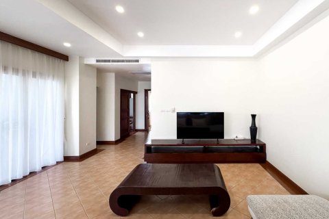 Haus in Bang Tao, Thailand 3 Schlafzimmer № 84863 - Foto 8