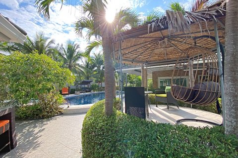 Casa de 4 dormitorios en Hua Hin, Tailandia № 125122 - foto 9