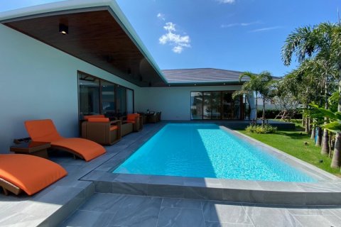 Casa de 4 dormitorios en Hua Hin, Tailandia № 125121 - foto 5