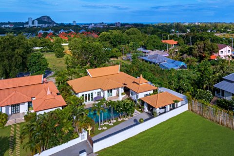 Casa de 2 dormitorios en Hua Hin, Tailandia № 125123 - foto 14