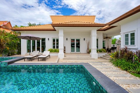 Casa de 2 dormitorios en Hua Hin, Tailandia № 125123 - foto 4