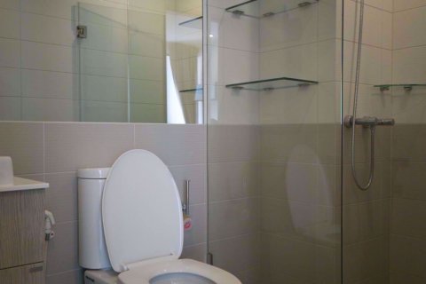 Condominio de 1 dormitorio en Bang Rak, Bangkok, Tailandia № 76923 - foto 8