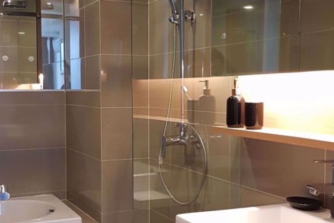 Condominio de 1 dormitorio en Watthana, Bangkok, Tailandia № 76921 - foto 9