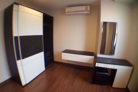 Condominio de 1 dormitorio en Watthana, Bangkok, Tailandia № 76927 - foto 4