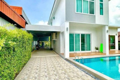 Casa de 3 dormitorios en Phuket, Tailandia № 115888 - foto 3