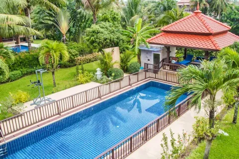 Casa de 5 dormitorios en Bang Tao, Tailandia № 104373 - foto 19
