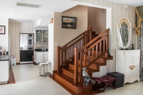 Casa de 5 dormitorios en Bang Tao, Tailandia № 104373 - foto 9