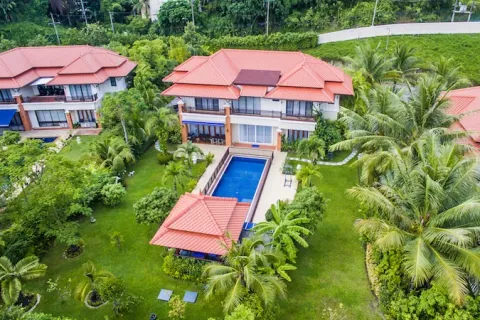 Casa de 5 dormitorios en Bang Tao, Tailandia № 104373 - foto 20