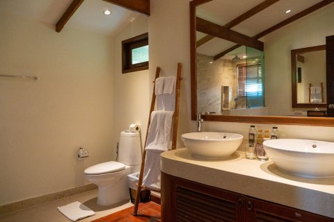 Casa de 2 dormitorios en Phuket, Tailandia № 104369 - foto 22
