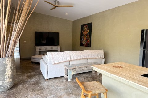 Casa de 3 dormitorios en Ko Samui, Tailandia № 85108 - foto 5