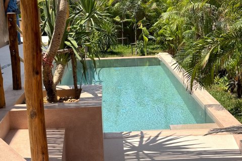 Casa de 3 dormitorios en Ko Samui, Tailandia № 85108 - foto 17