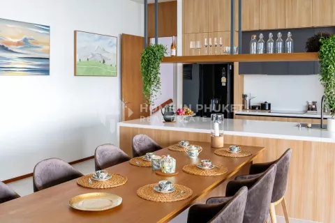Casa de 4 dormitorios en Chalong, Tailandia № 131815 - foto 10