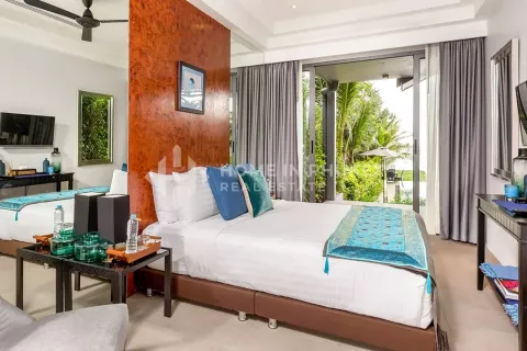 Casa de 4 dormitorios en Phang Nga, Tailandia № 130969 - foto 10