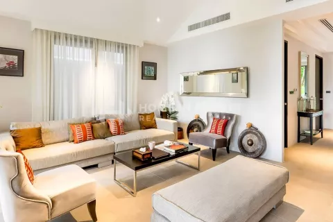 Casa de 4 dormitorios en Phang Nga, Tailandia № 130969 - foto 4