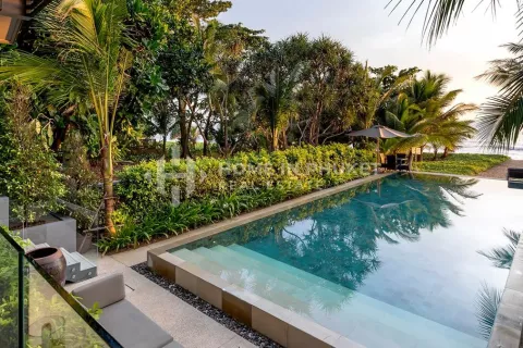 Casa de 4 dormitorios en Phang Nga, Tailandia № 130969 - foto 22