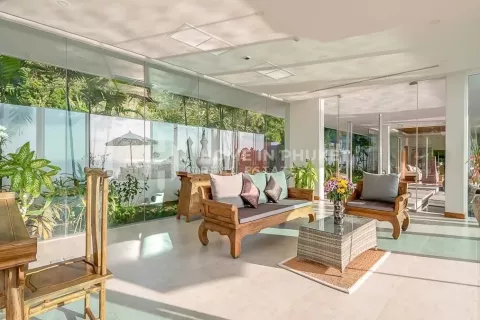 Casa de 6 dormitorios en Kamala, Tailandia № 130972 - foto 8